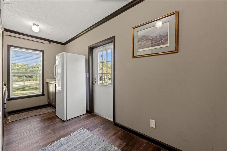 Spacious, unfurnished interior of a new home in , Washington (Image 21).