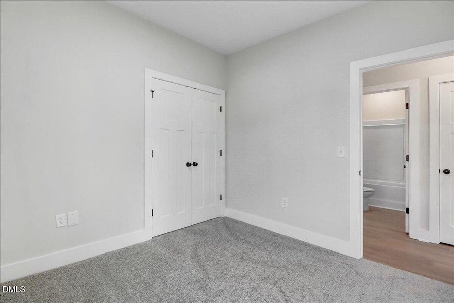 42-106 W Church St-42 42-106 W Church St-42