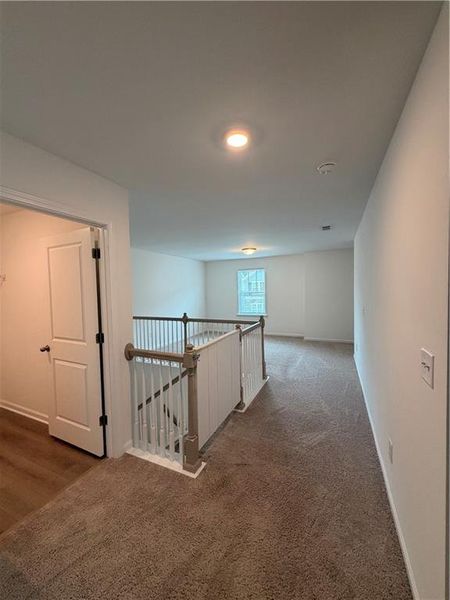 Spacious, unfurnished interior of a new home in Creekside, Dawsonville (Image 38).