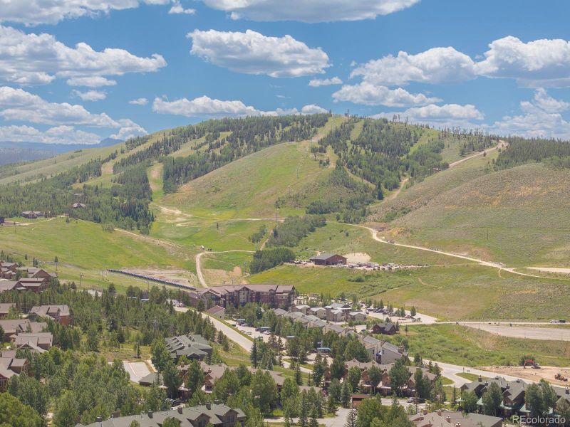 Image 14 of a home in . Image 14 of a home in .