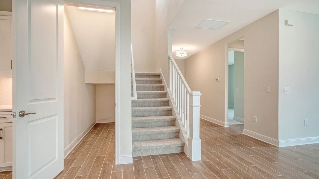 Spacious, unfurnished interior of a new home in Palm Grove, Lakewood Ranch (Image 8). Spacious, unfurnished interior of a new home in Palm Grove, Lakewood Ranch (Image 8).
