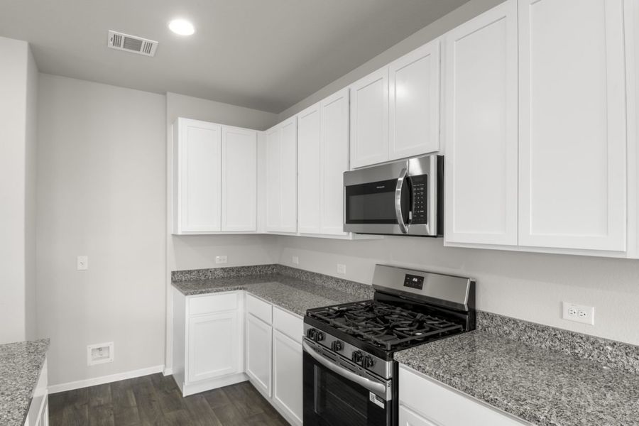 Representative furnished interior of a home built from the Harvest Ridge 2265 by Brohn Homes in Harvest Ridge, Elgin (Image 5).