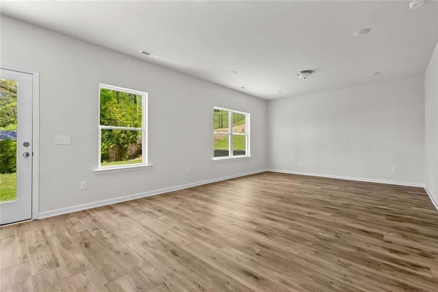 Spacious, unfurnished interior of a new home in North Haven, Rome (Image 17).