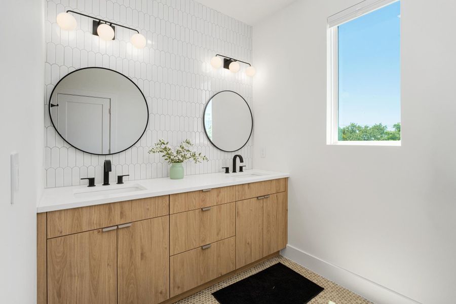 Furnished interior view inside a new home in , Austin (Image 12).