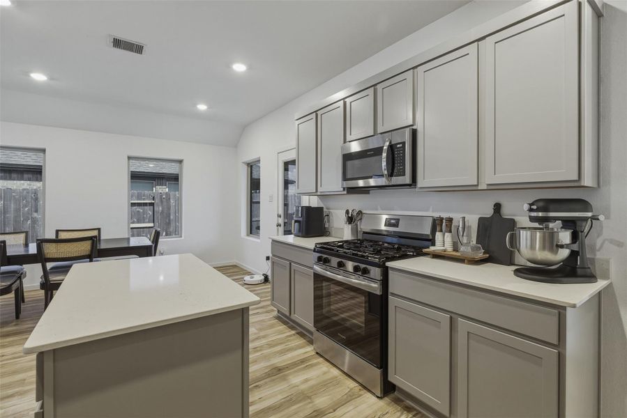 Furnished interior view inside a new home in Samara, League City (Image 20).