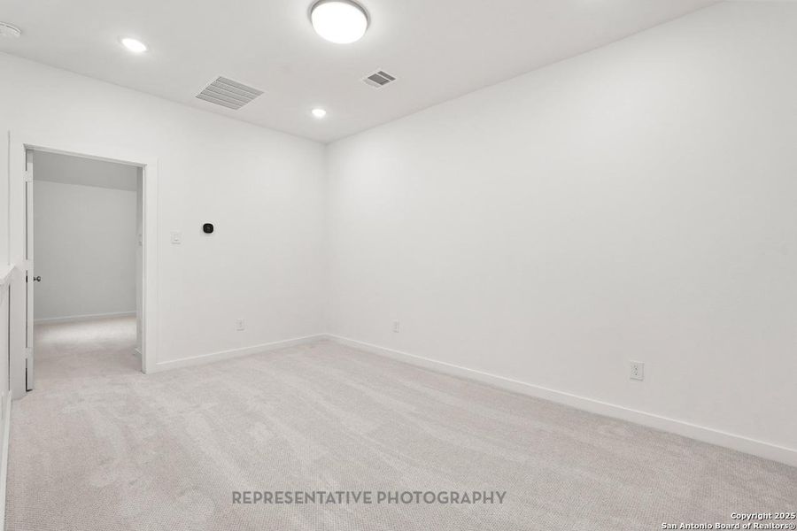Spacious, unfurnished interior of a new home in Davis Ranch: 45ft. lots, San Antonio (Image 12).