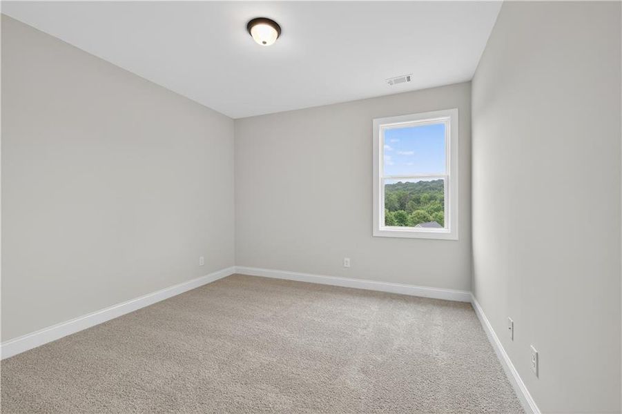 Spacious, unfurnished interior of a new home in , Jefferson (Image 38).