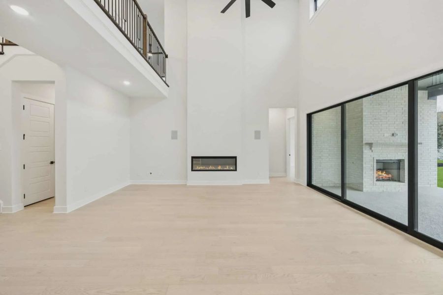 Representative unfurnished interior of a home built from the Danville by Chesmar Homes in Canyon Falls, Argyle (Image 17).