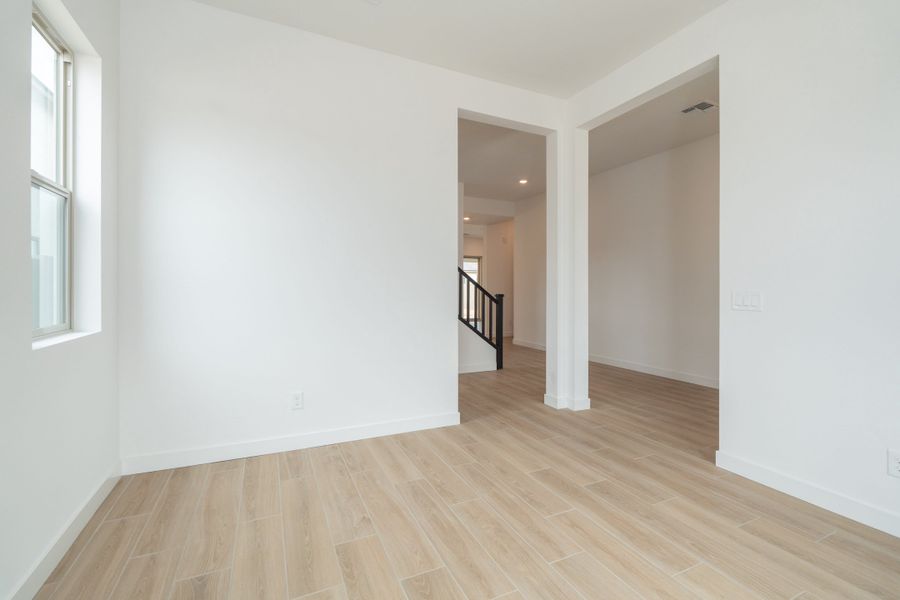 Spacious, unfurnished interior of a new home in Waterston Central, Gilbert (Image 13).