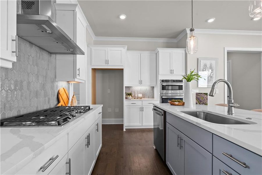 Furnished interior view inside a new home in Aberdeen, Hoschton (Image 21).