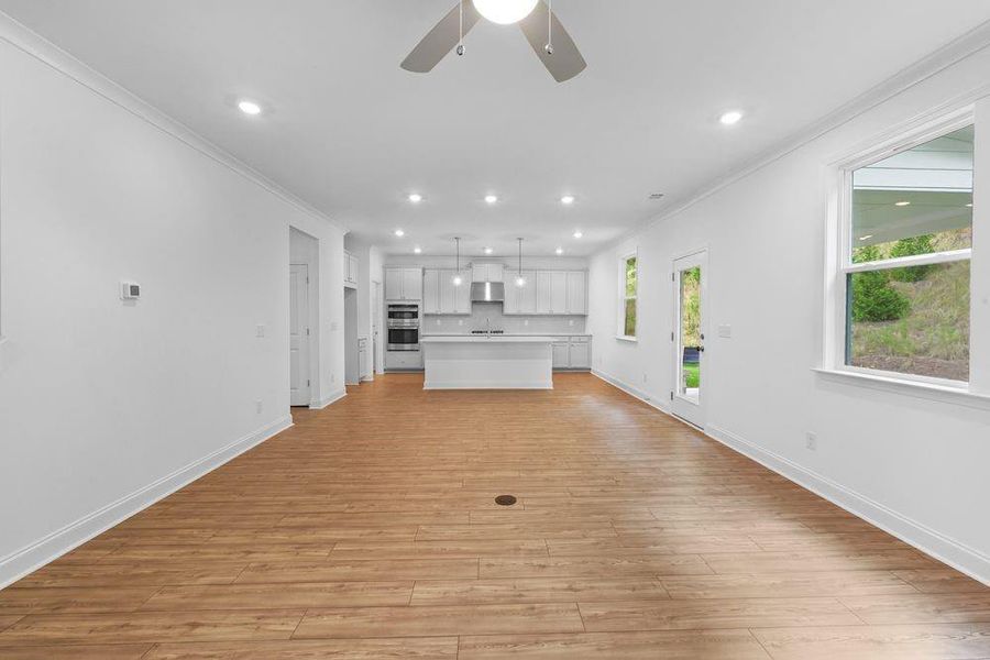 Spacious, unfurnished interior of a new home in Stratford Hills, Ball Ground (Image 15).