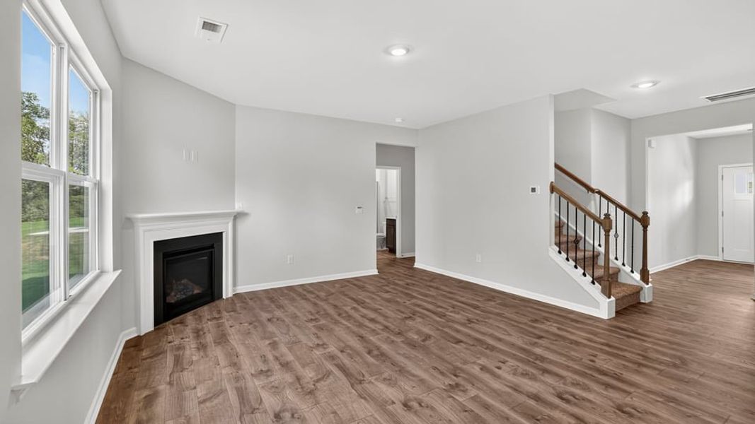 Spacious, unfurnished interior of a new home in Woodglen, Piedmont (Image 23). Spacious, unfurnished interior of a new home in Woodglen, Piedmont (Image 23).