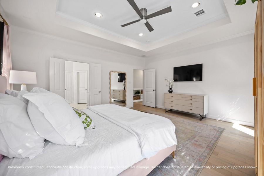 There’s room for more than just rest—create a reading nook, vanity, or lounge space in this generously sized retreat.