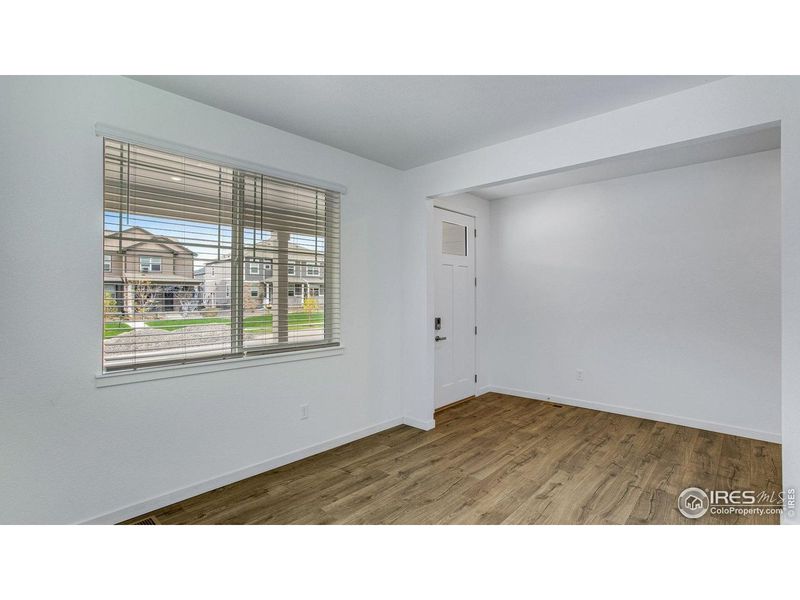 Spacious, unfurnished interior of a new home in Hansen Farm, Fort Collins (Image 20).