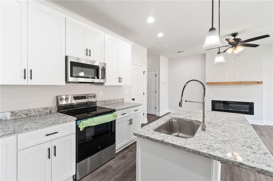 Furnished interior view inside a new home in , Toccoa (Image 6).