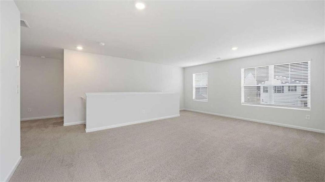 Spacious, unfurnished interior of a new home in Twin Lakes, Hoschton (Image 24).