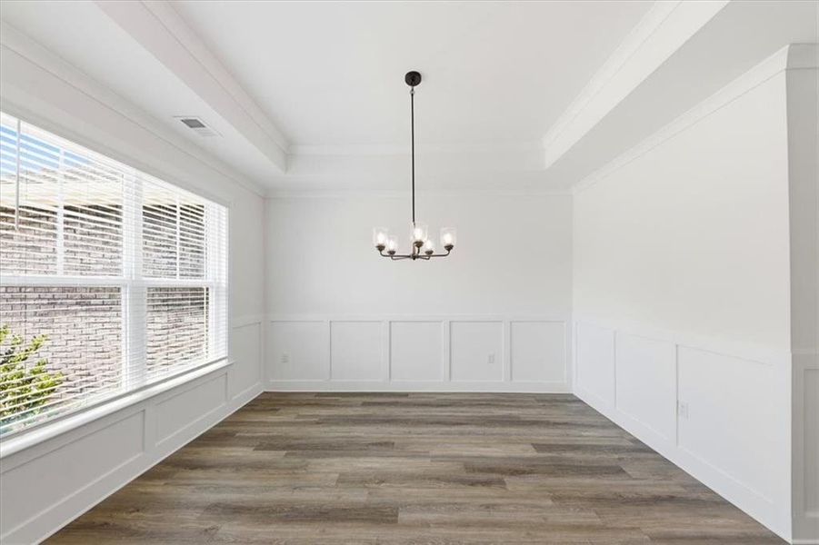 Spacious, unfurnished interior of a new home in Tuscany Hills, Douglasville (Image 13). Spacious, unfurnished interior of a new home in Tuscany Hills, Douglasville (Image 13).