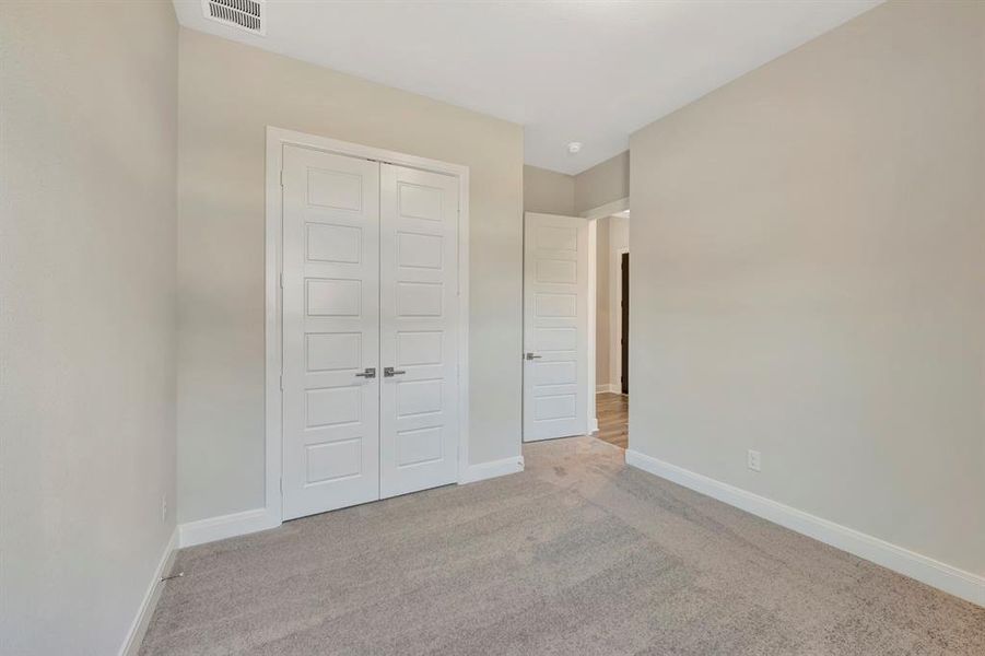 Spacious, unfurnished interior of a new home in Sandbrock Ranch, Aubrey (Image 20).