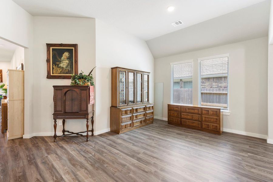 Furnished interior view inside a new home in Moran Ranch, Willis (Image 33). Furnished interior view inside a new home in Moran Ranch, Willis (Image 33).