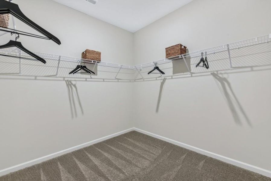 Spacious, unfurnished interior of a new home in Jones Ridge, Dallas (Image 18).