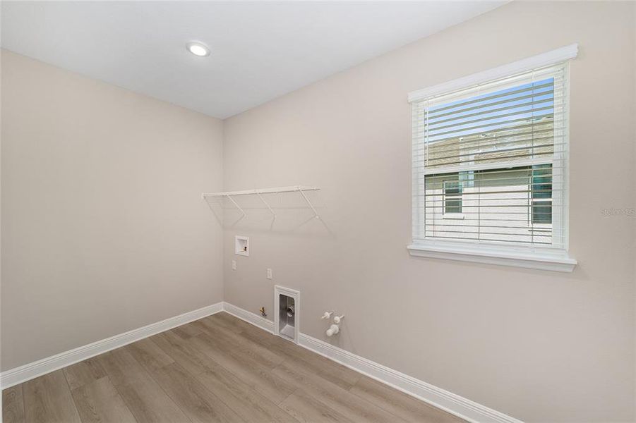 Spacious, unfurnished interior of a new home in , Ocala (Image 31).