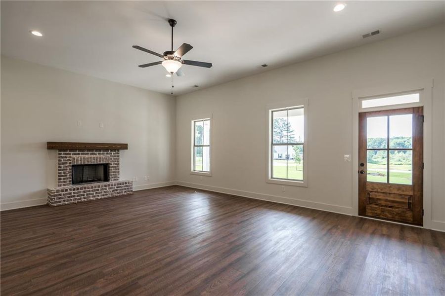 Spacious, unfurnished interior of a new home in , Social Circle (Image 12).