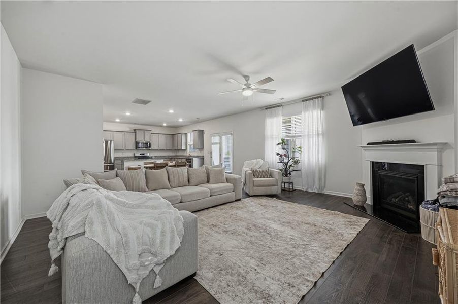 Furnished interior view inside a new home in The Enclave at Flat Rock Hills, Stonecrest (Image 15). Furnished interior view inside a new home in The Enclave at Flat Rock Hills, Stonecrest (Image 15).