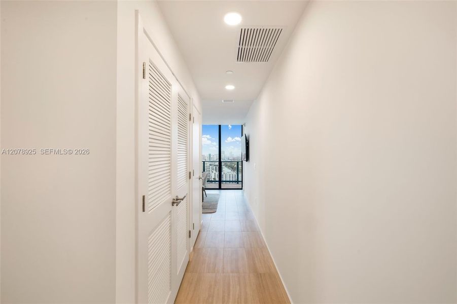 Spacious, unfurnished interior of a new home in , Miami Beach (Image 16). Spacious, unfurnished interior of a new home in , Miami Beach (Image 16).
