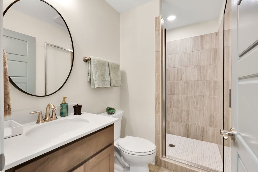 Representative furnished interior of a home built from the Bar Harbour I by Kent Homes in St. James, Southport (Image 130).