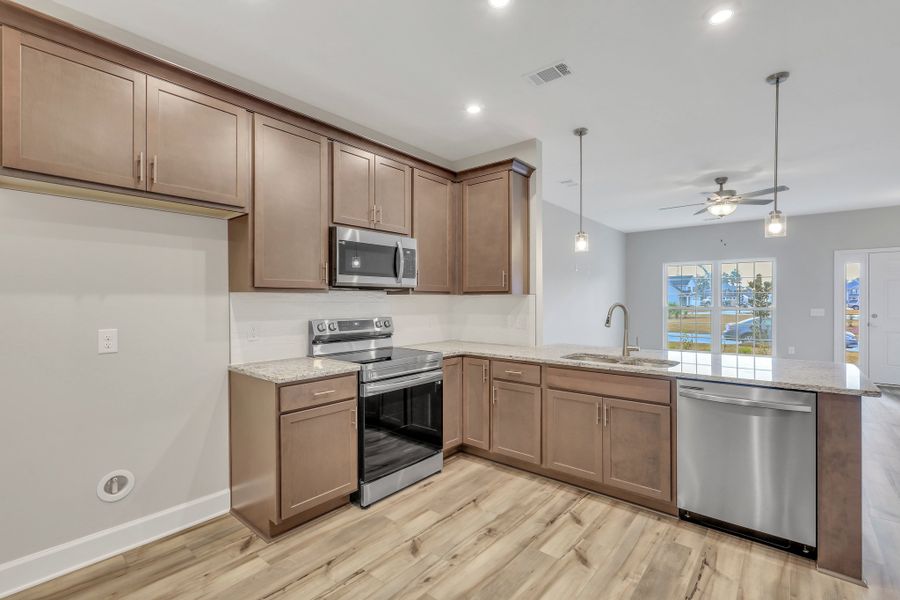 Hampton – Kitchen Open to Living Room Hampton – Kitchen Open to Living Room