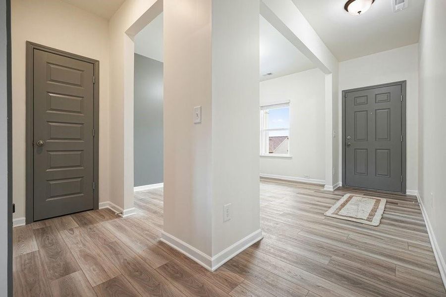 Spacious, unfurnished interior of a new home in , Adairsville (Image 24).