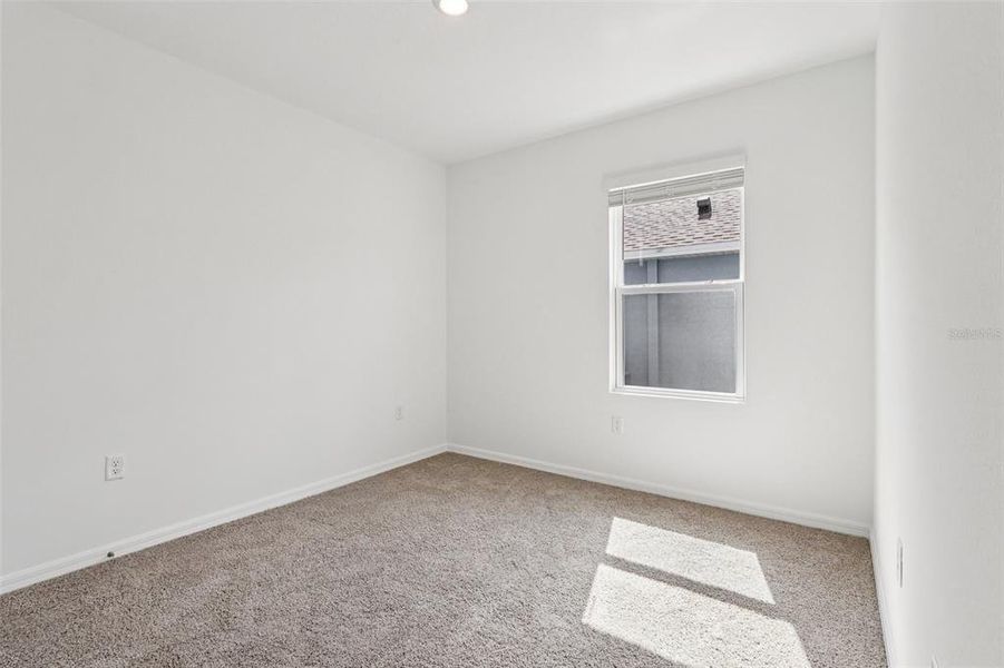 Spacious, unfurnished interior of a new home in Hamilton Bluff, Haines City (Image 21).