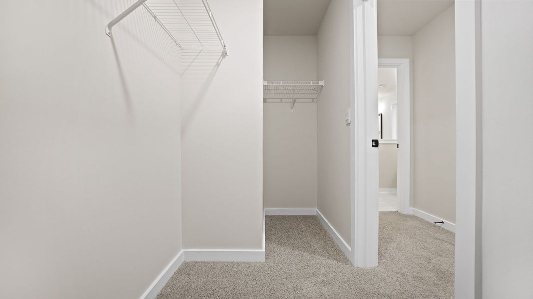 Representative unfurnished interior of a home built from the BERKSHIRE by D.R. Horton in Sycamore Cove, Woodruff (Image 30).