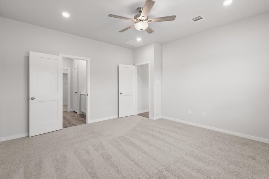 Spacious, unfurnished interior of a new home in River Ranch Trails, Dayton (Image 14). Spacious, unfurnished interior of a new home in River Ranch Trails, Dayton (Image 14).