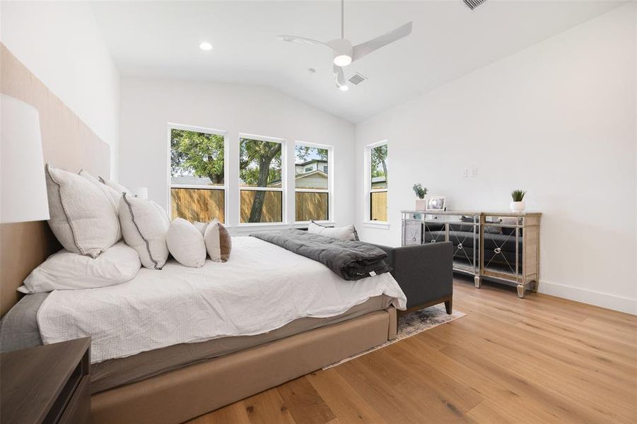 Furnished interior view inside a new home in , Dallas (Image 12).