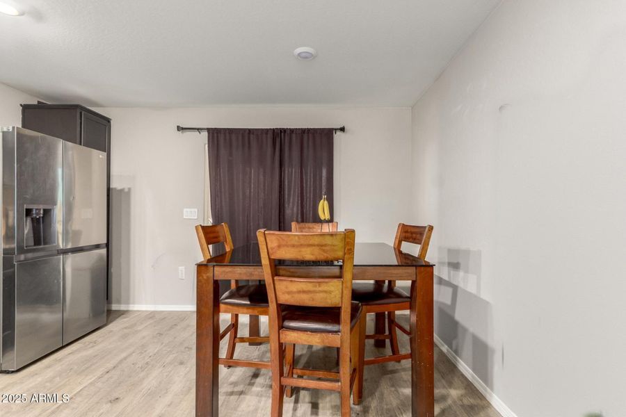 ceb80c2e-c9a1-406c-8190-7fb3d94c07e0 (1)