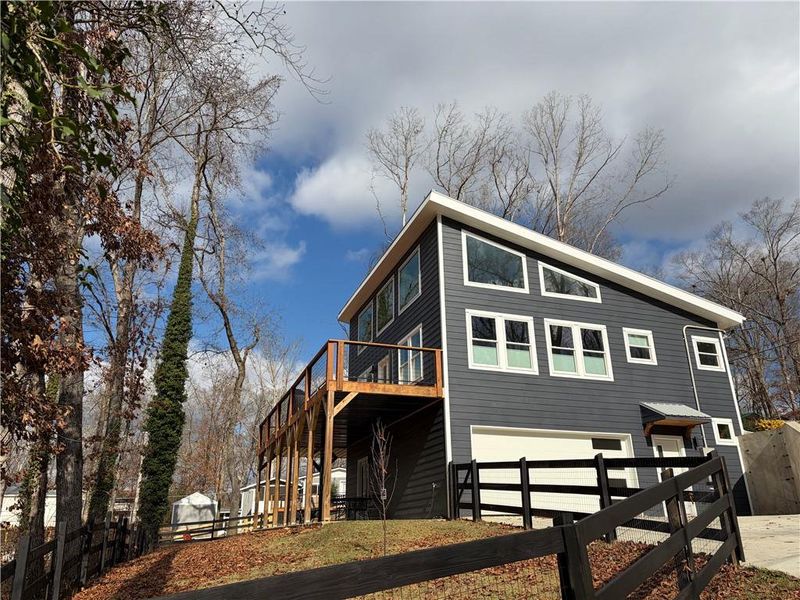 Image 17 of a home in . Image 17 of a home in .