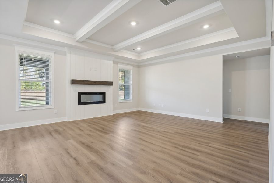 Spacious, unfurnished interior of a new home in Summerlin, Winder (Image 22).