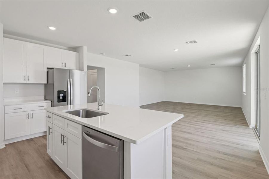 Furnished interior view inside a new home in Hilltop Vistas, Dade City (Image 9).