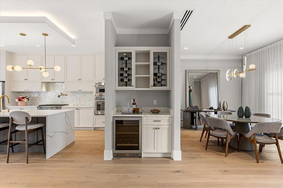 Furnished interior view inside a new home in , Orlando (Image 8).