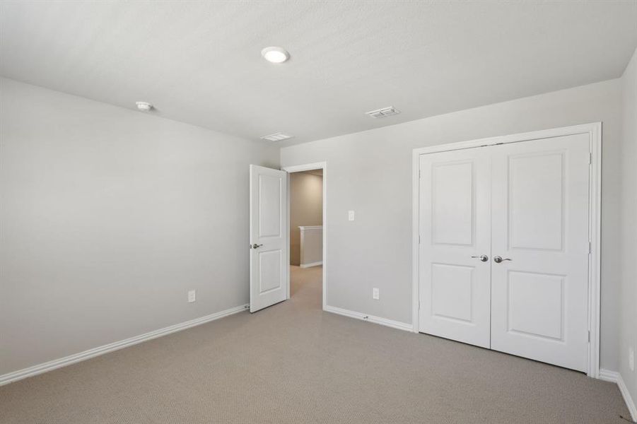 Photo is not of the actual home, but is an inspirational photo of builder’s model home and may depict options, furnishings, and/or decorator features that are not included. Photo is not of the actual home, but is an inspirational photo of builder’s model home and may depict options, furnishings, and/or decorator features that are not included.