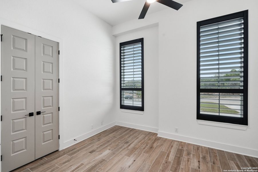 Spacious, unfurnished interior of a new home in Caliza Reserve, Boerne (Image 21). Spacious, unfurnished interior of a new home in Caliza Reserve, Boerne (Image 21).