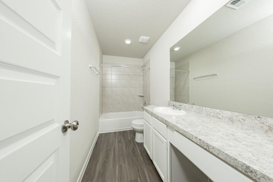 Furnished interior view inside a new home in Wayside Village, Houston (Image 7). Furnished interior view inside a new home in Wayside Village, Houston (Image 7).