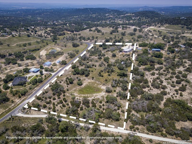 Natural landscape and outdoor views near in Center Point (Image 41). Natural landscape and outdoor views near in Center Point (Image 41).