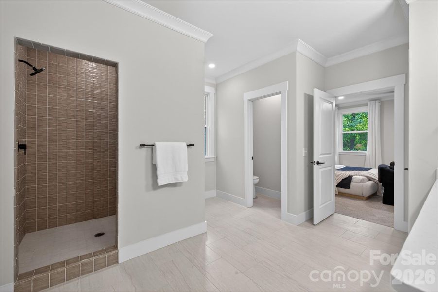 Furnished interior view inside a new home in , Hickory (Image 31).
