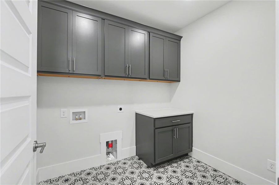 Furnished interior view inside a new home in , Clarkesville (Image 3).