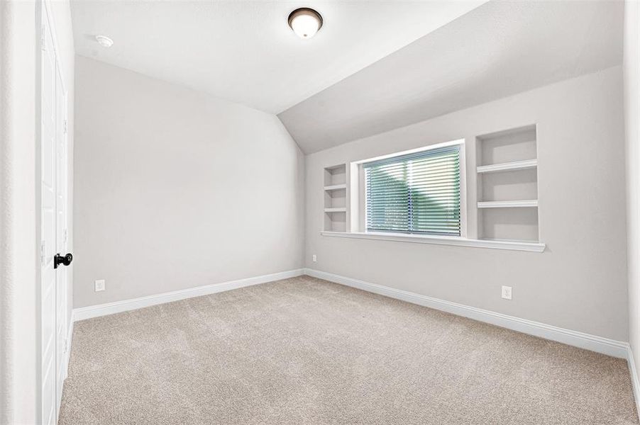 Spacious, unfurnished interior of a new home in , Greenville (Image 15).