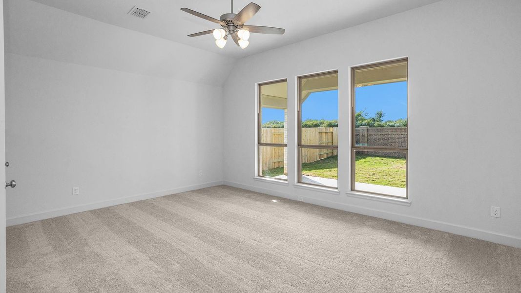 Spacious, unfurnished interior of a new home in Everly 50', Tomball (Image 12).