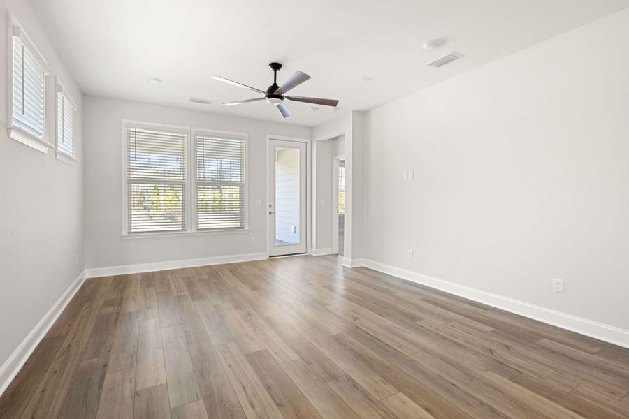 Spacious, unfurnished interior of a new home in Del Webb Savannah at Heartwood, Richmond Hill (Image 25). Spacious, unfurnished interior of a new home in Del Webb Savannah at Heartwood, Richmond Hill (Image 25).