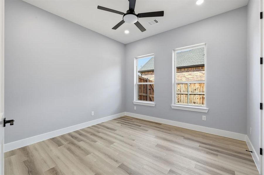 Spacious, unfurnished interior of a new home in , Arlington (Image 23).